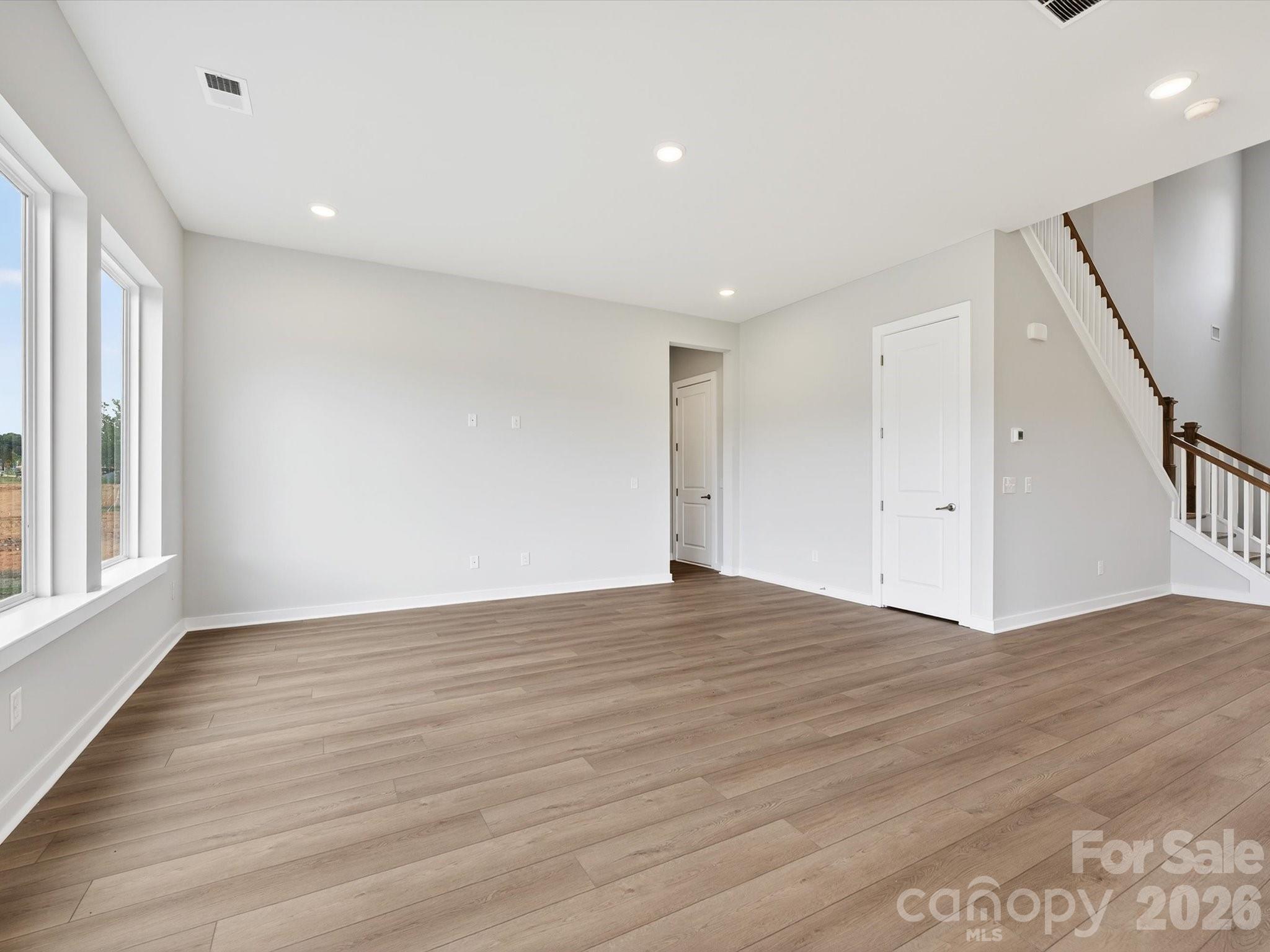 Hardy Pond - Residential