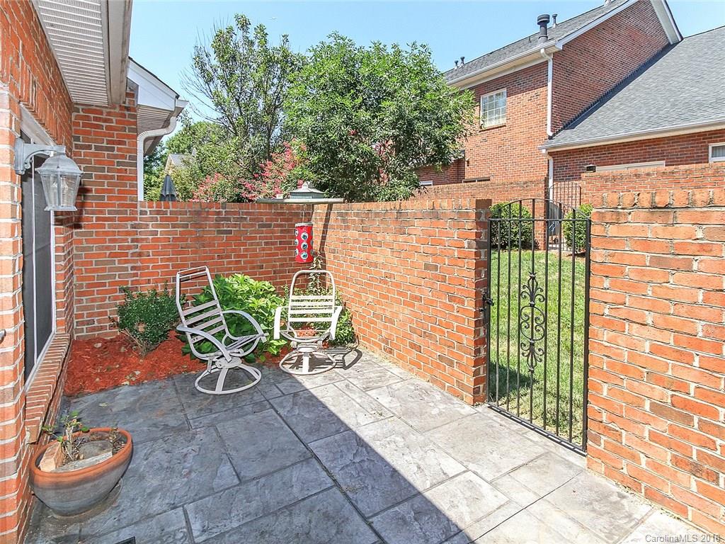 Beacon Knoll - Residential