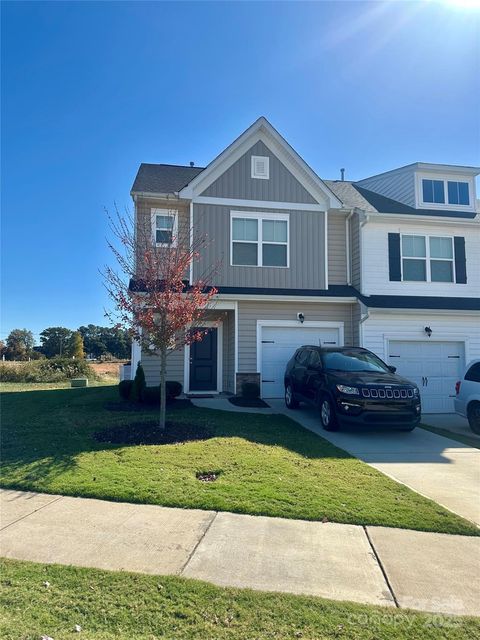 Photo of 8187 Sheffield Drive, Terrell, NC 28682 (MLS # 4317596)