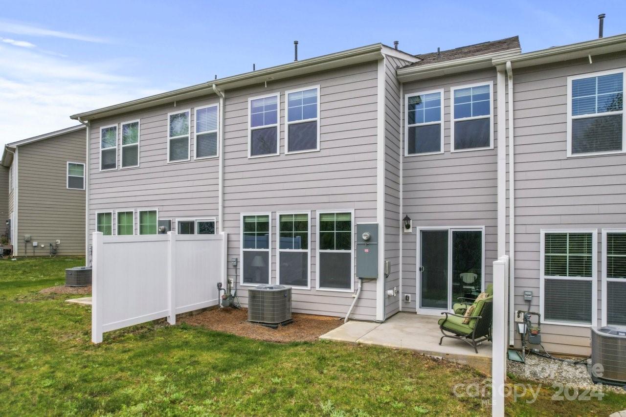 Ivy Ridge - Residential