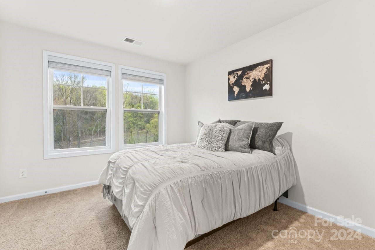 Ivy Ridge - Residential