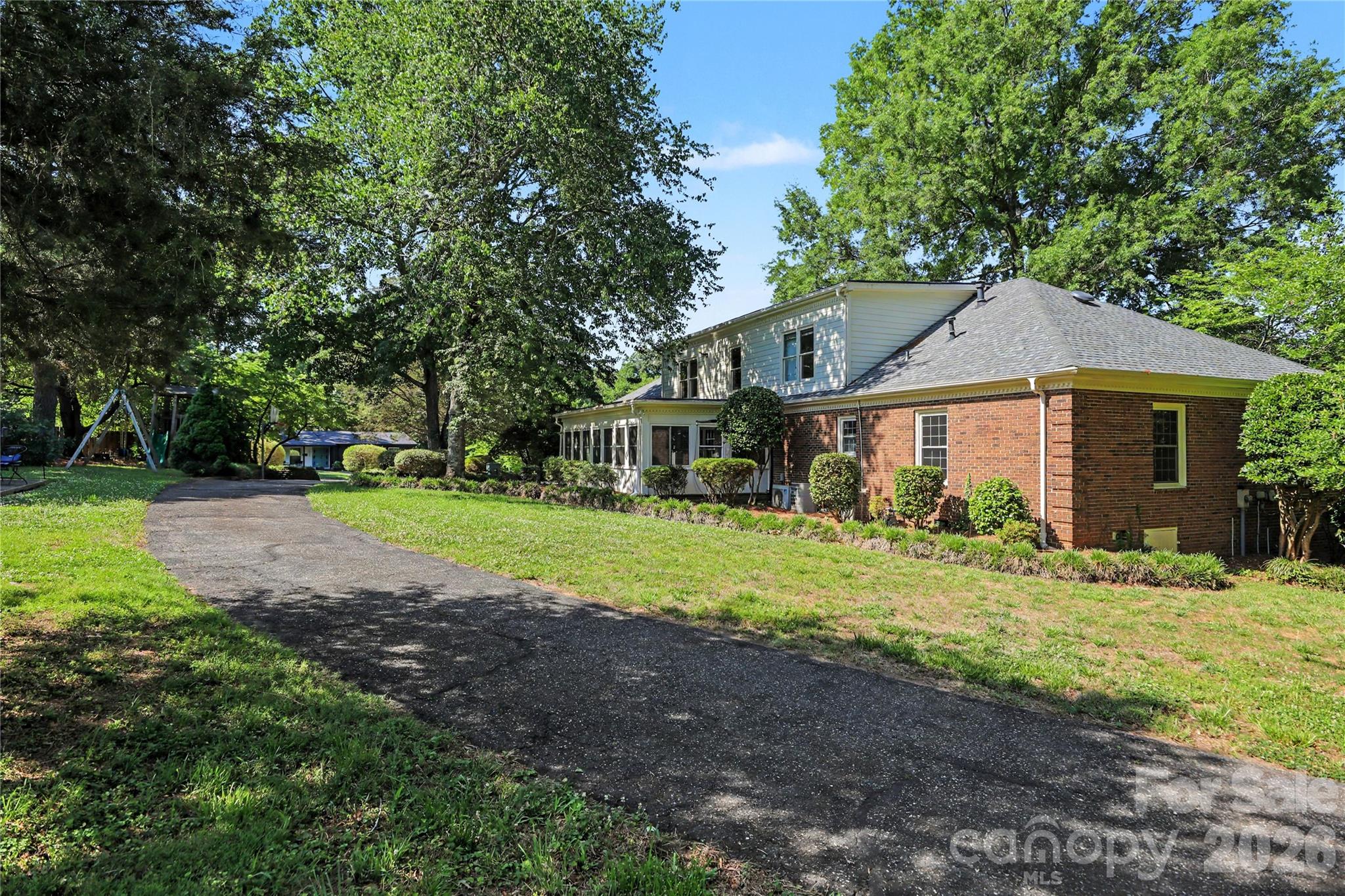 Sherwood Forest - Residential