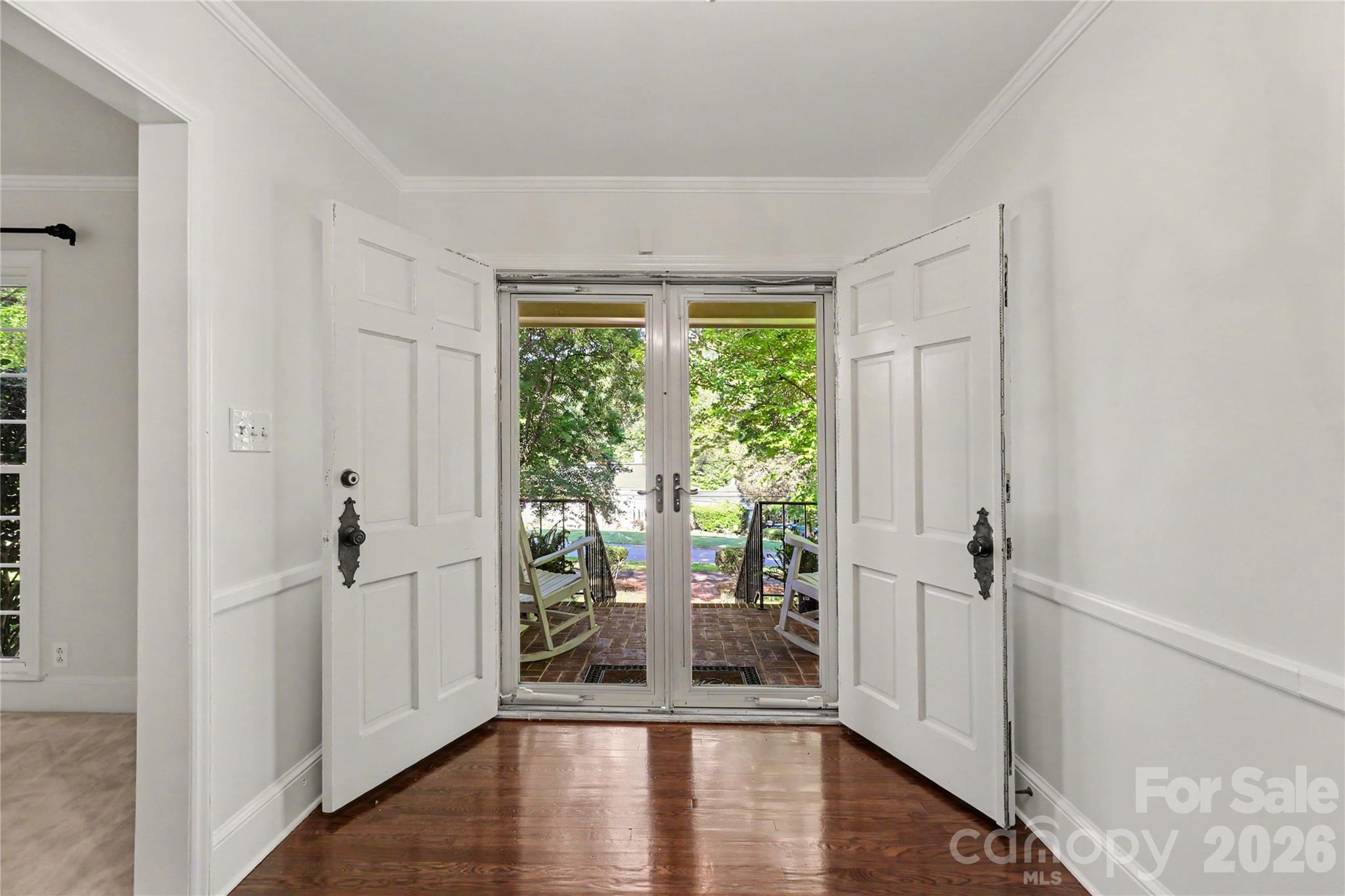 930 Scotch Drive