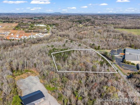 Photo of 00 Clarks Creek Road, Lincolnton, NC 28092 (MLS # 4359028)