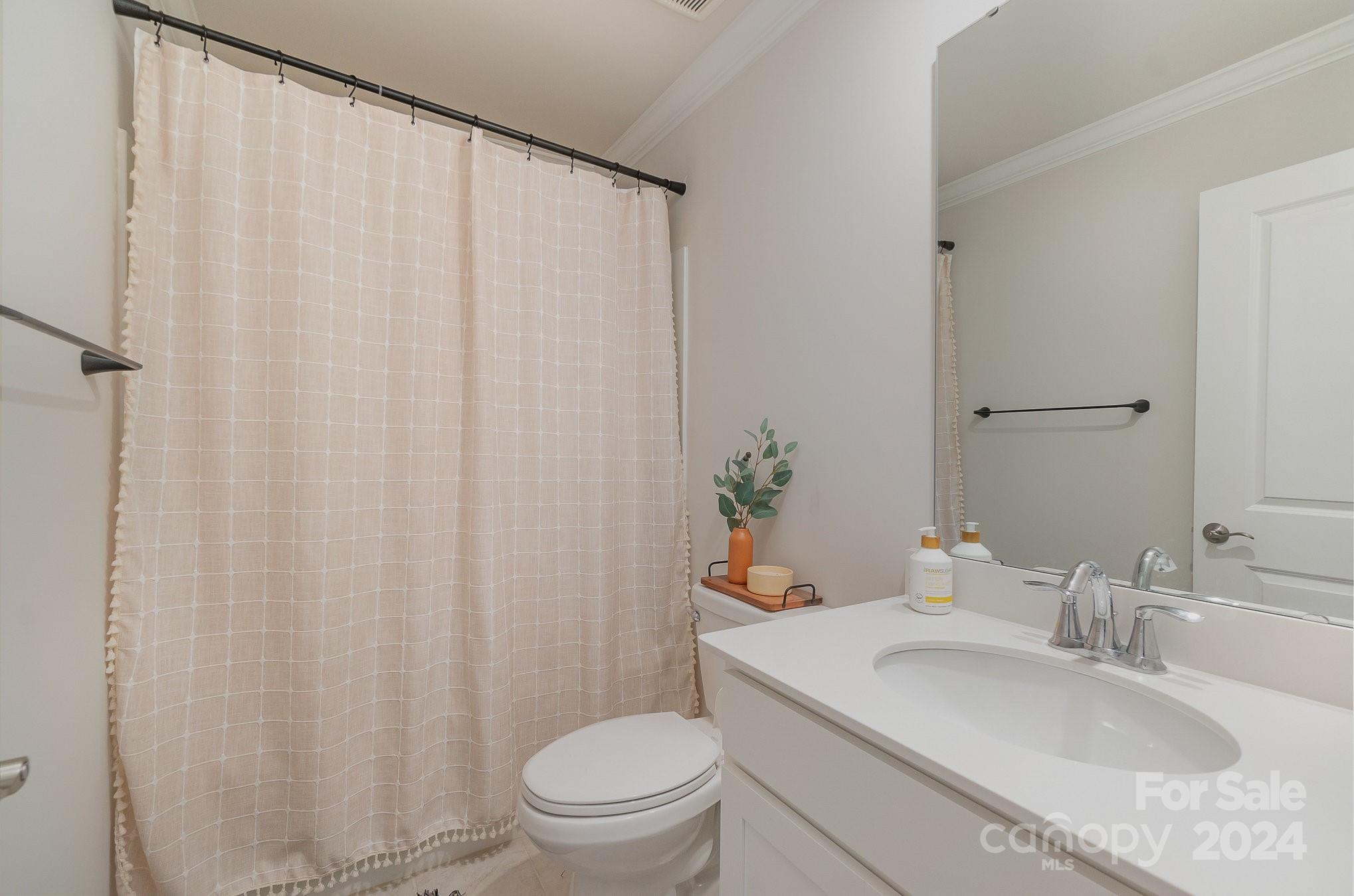 The Estates at Arlington Woods - Residential