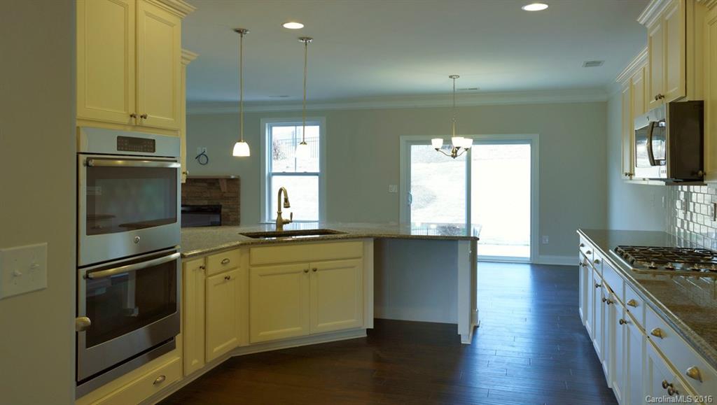 Lake Ridge - Residential