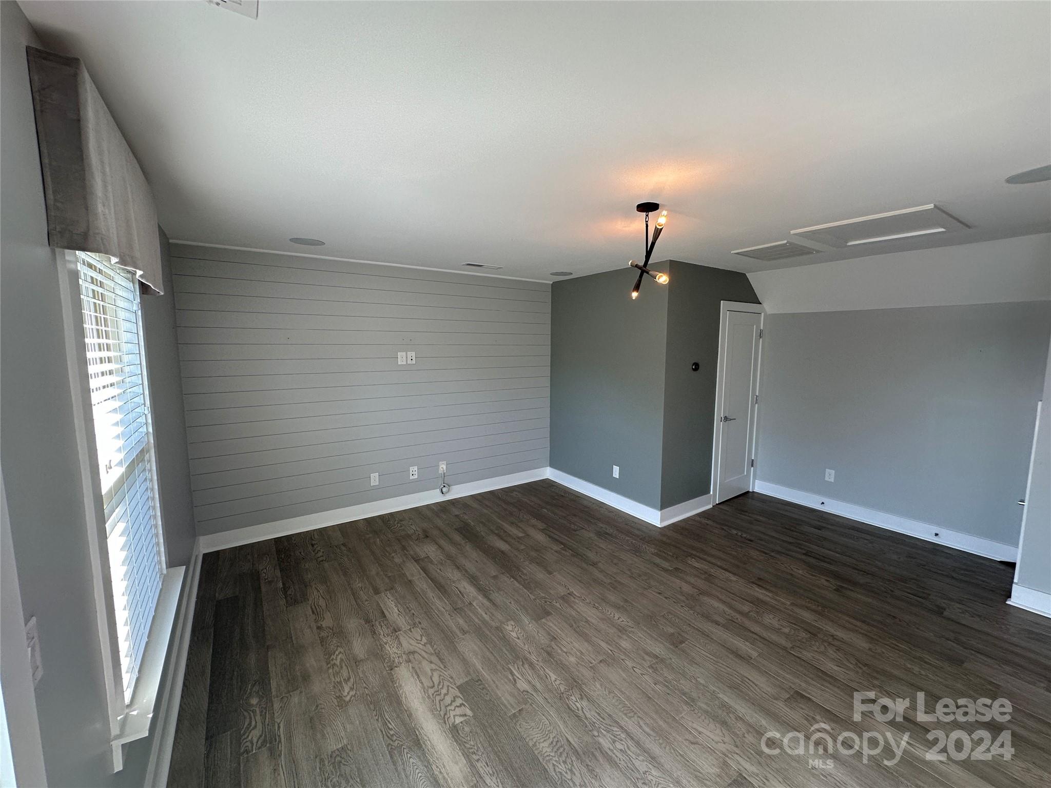 Central Point - Residential Lease