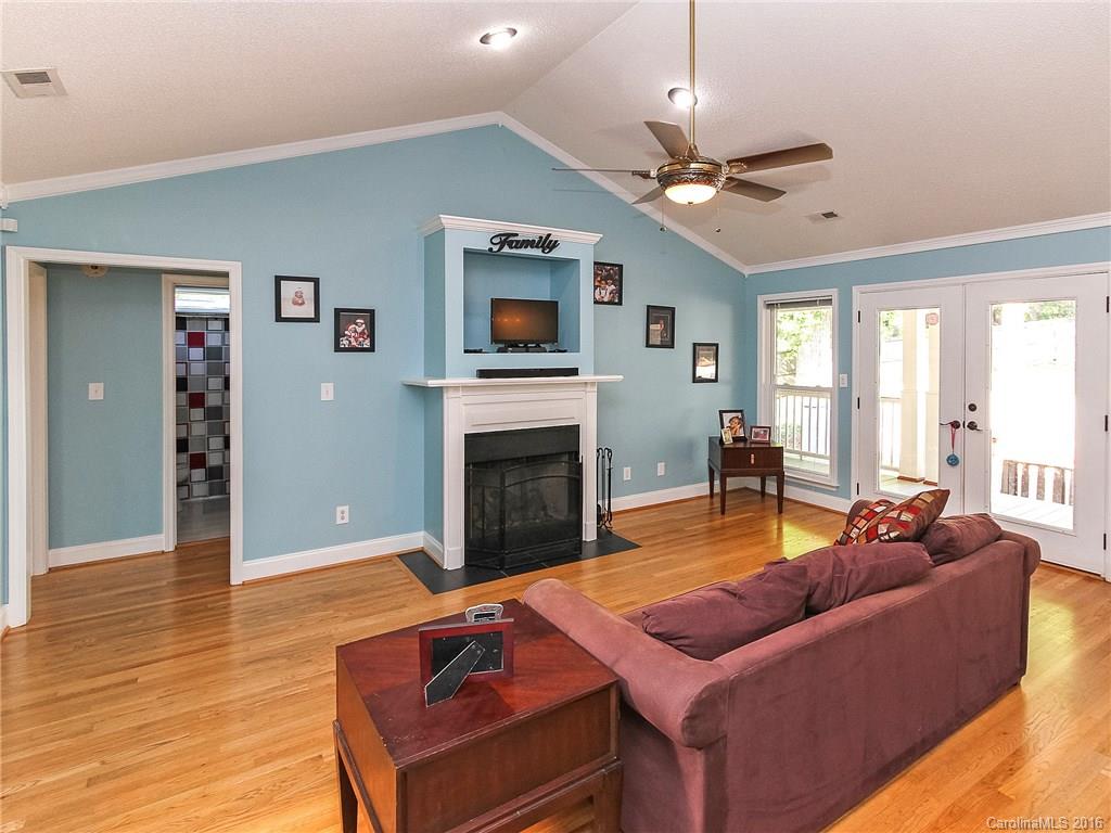 Monterey Hills - Residential