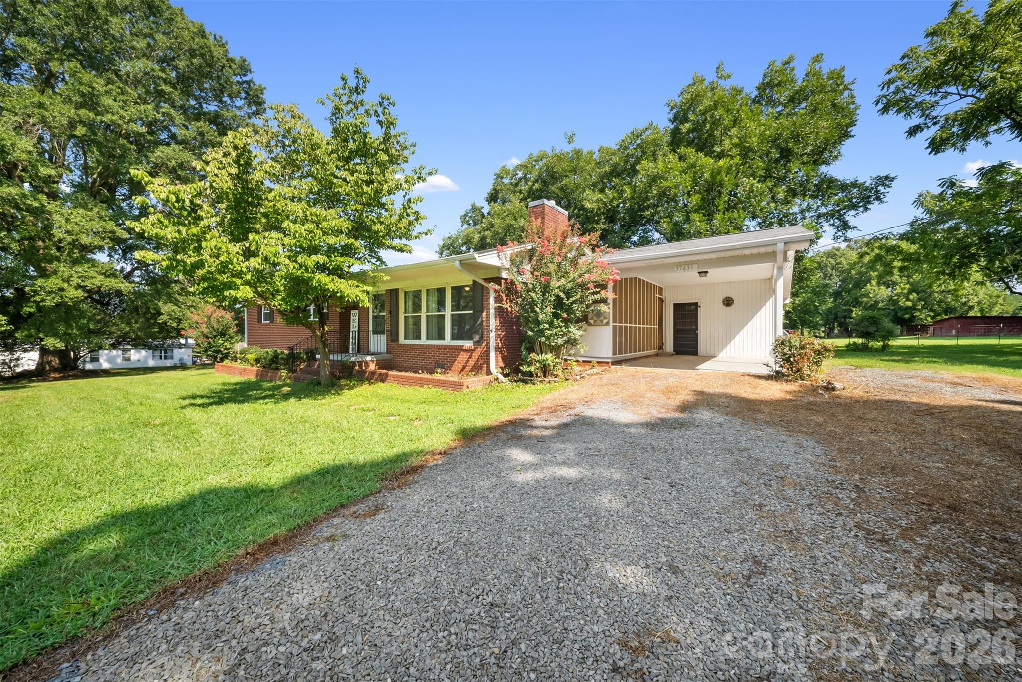37631 Saw Mill Road