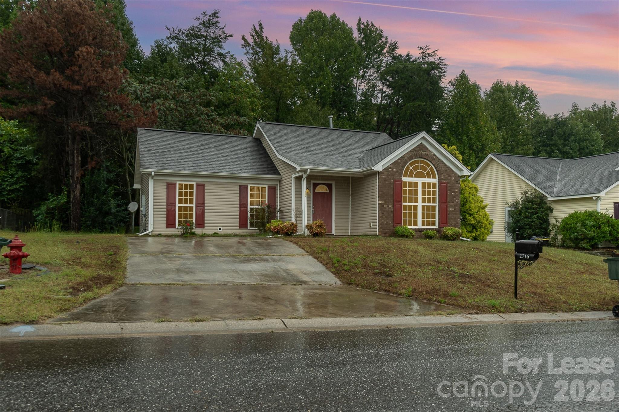 Photo 1 of 20 — 2716 Rabbit Ridge Drive, Bessemer City, NC 28016