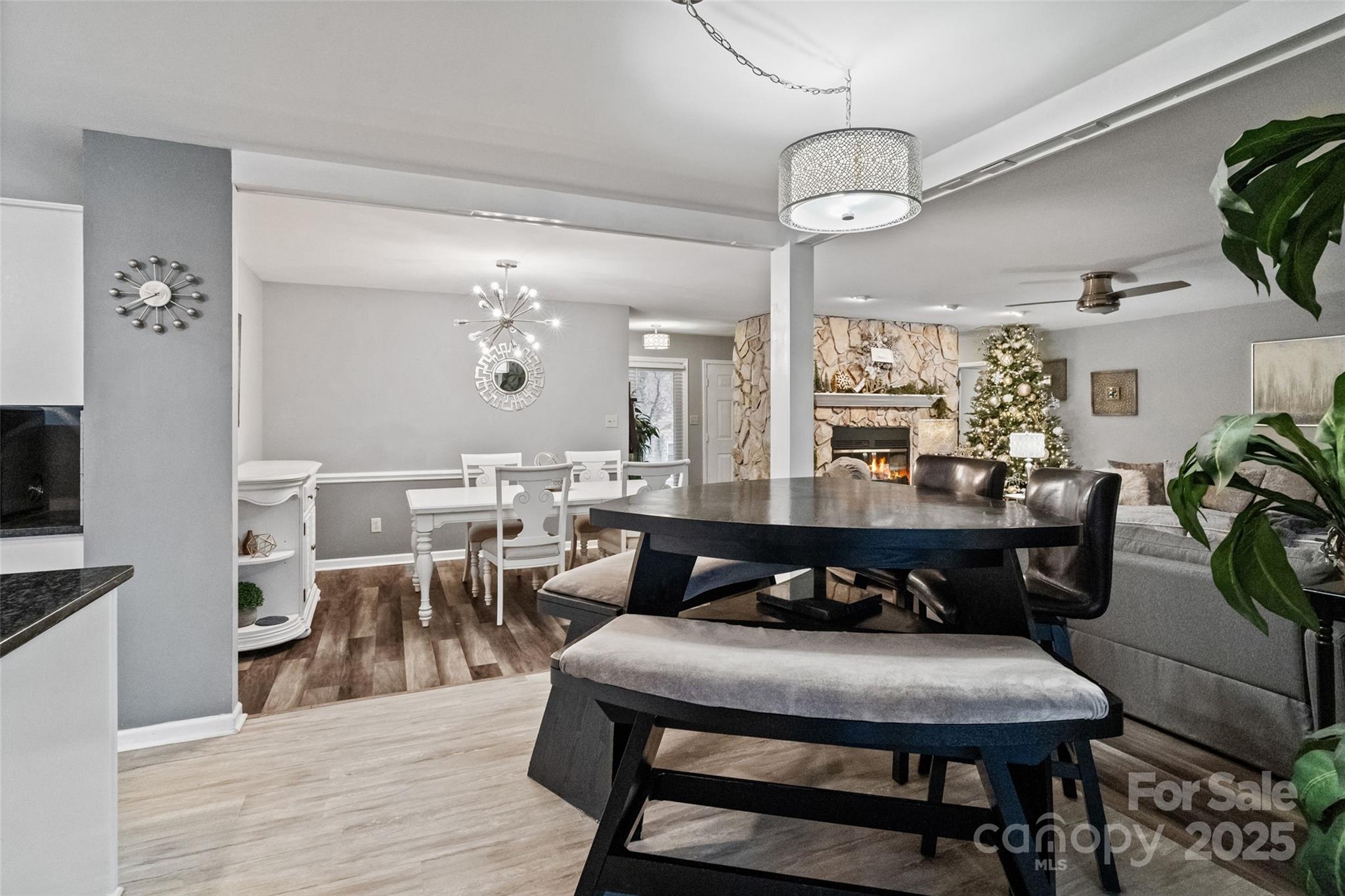 Tega Cay - Residential