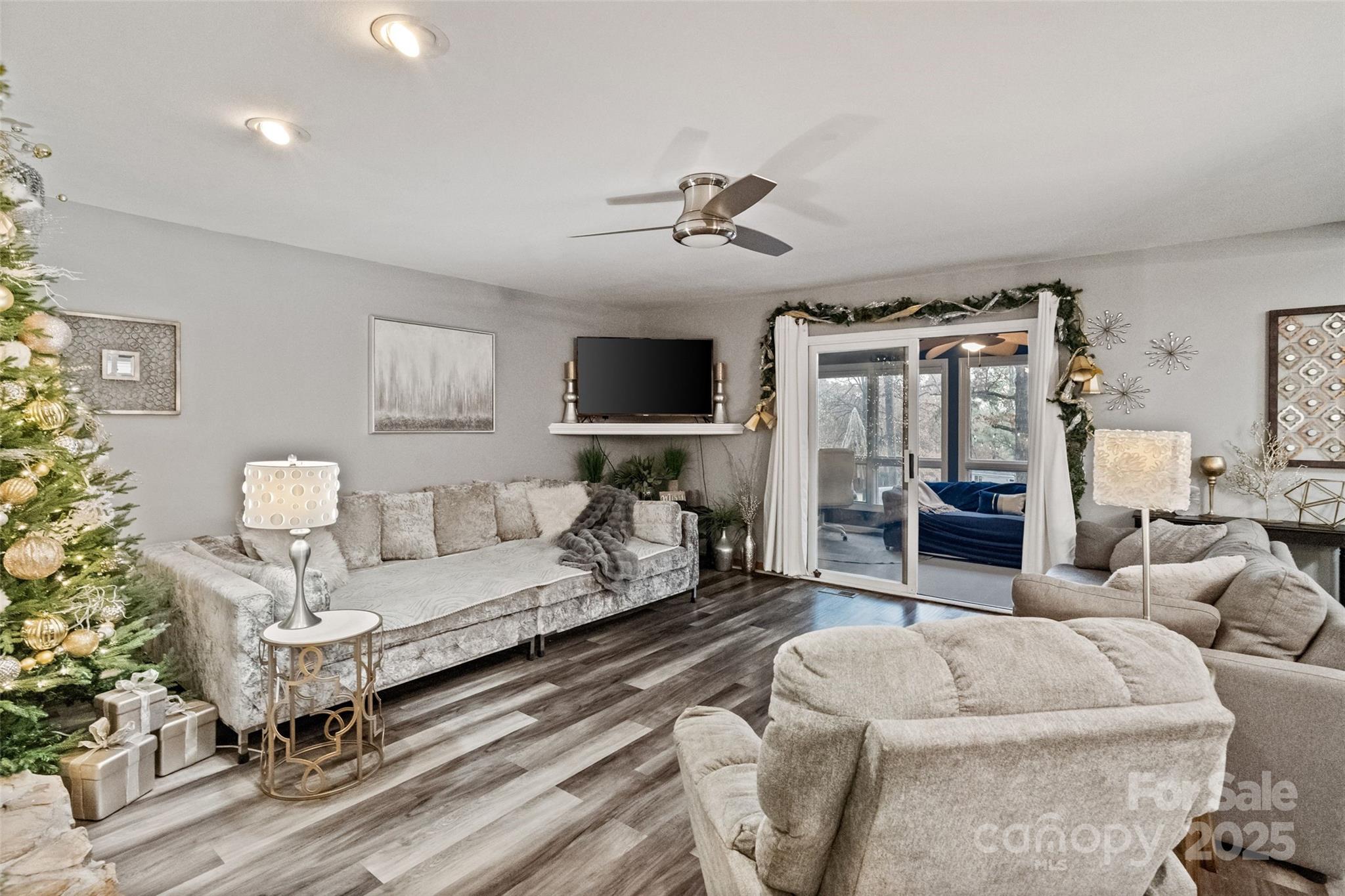 16144 Tana Tea Circle