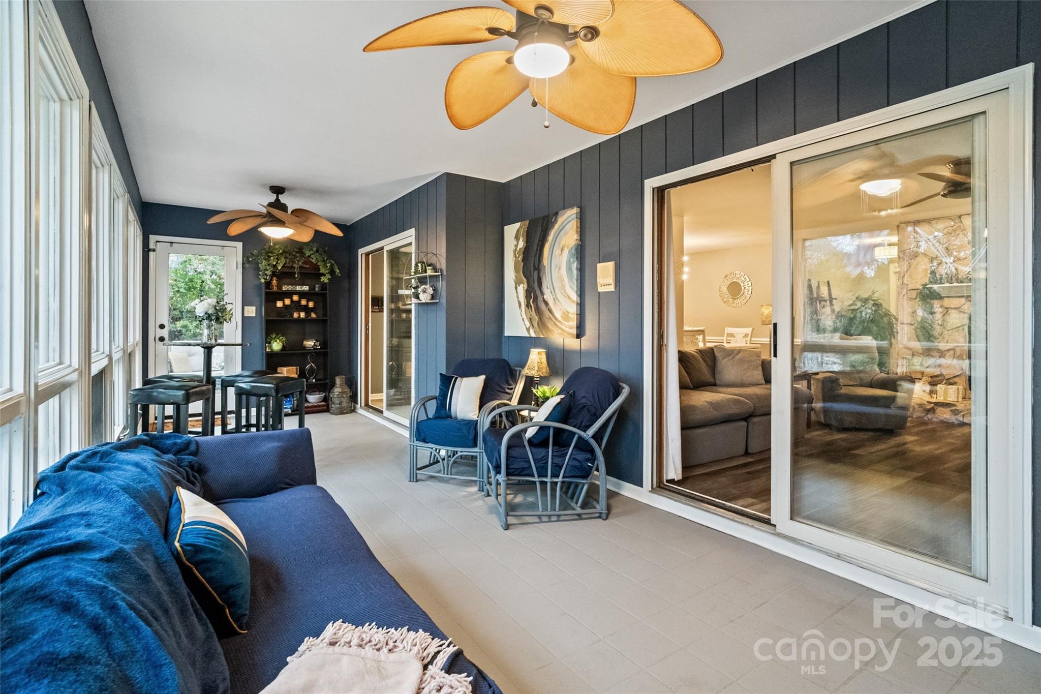 Tega Cay - Residential