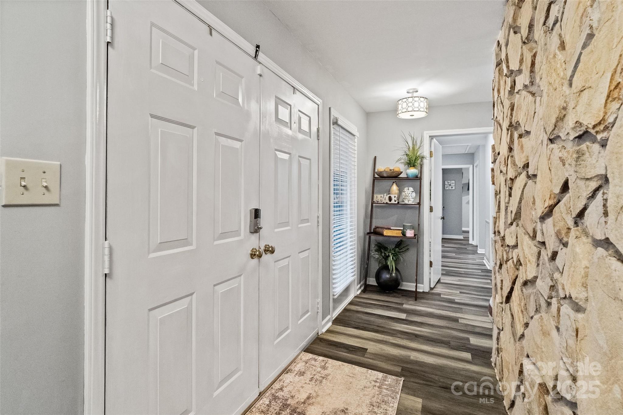 Tega Cay - Residential