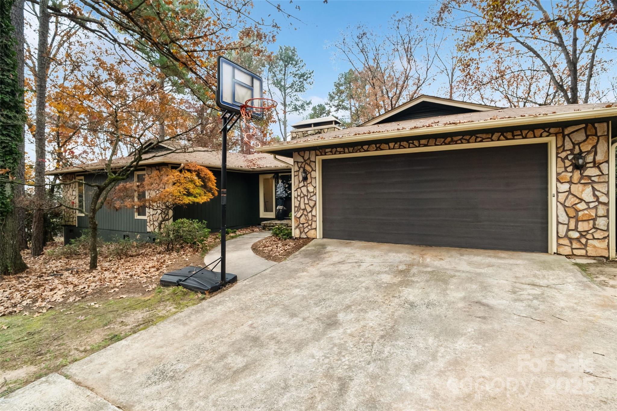 16144 Tana Tea Circle