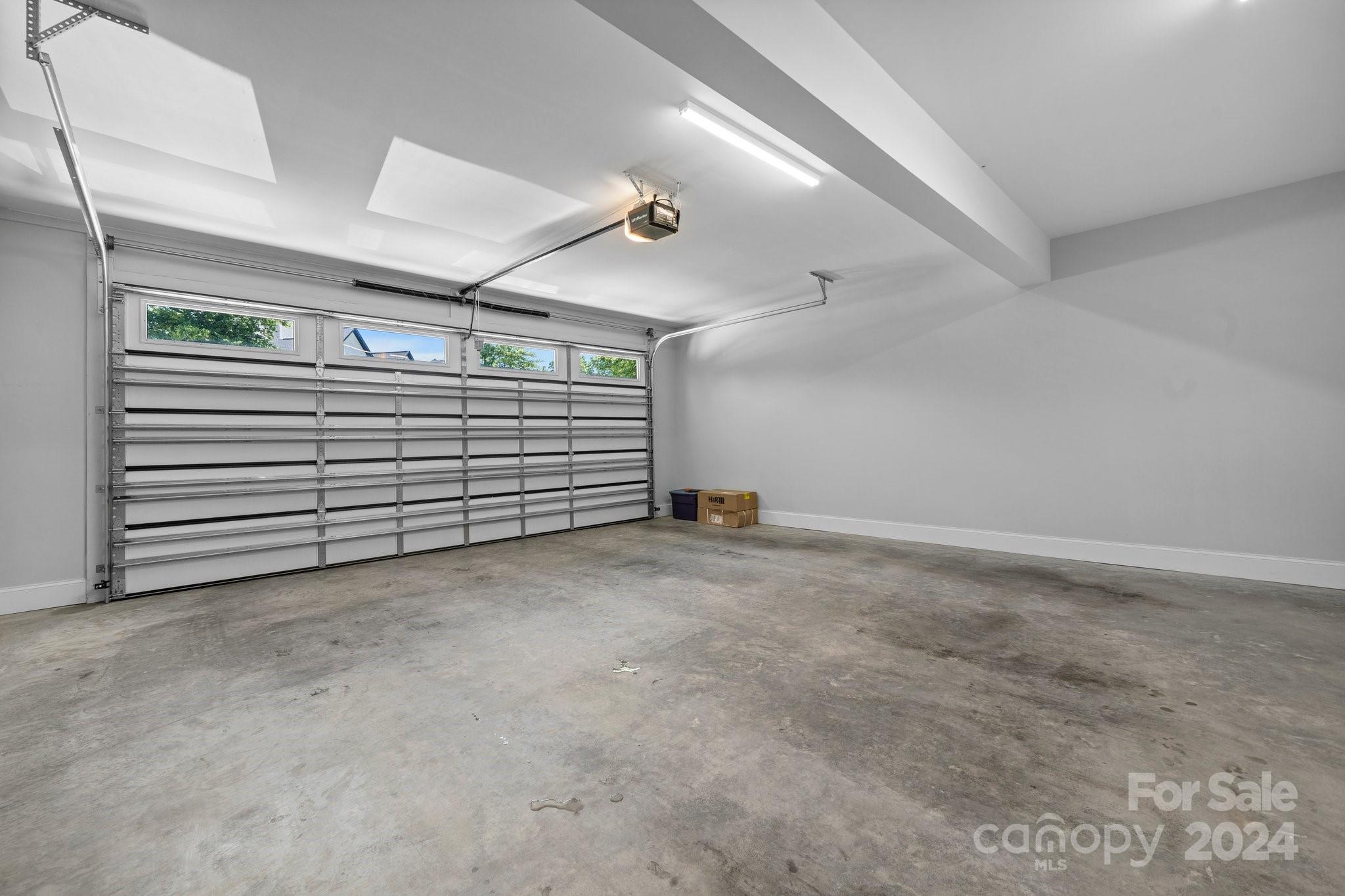 Moores Ferry - Residential