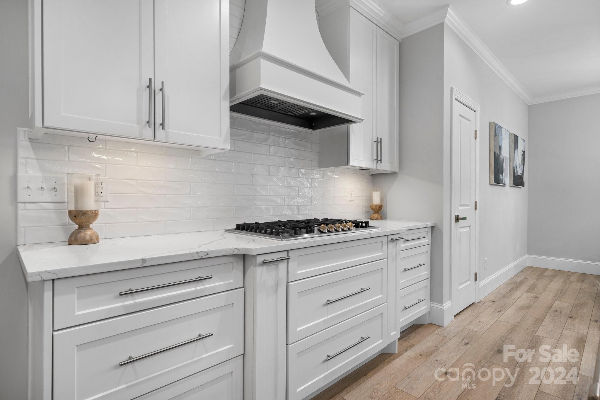 Moores Ferry - Residential