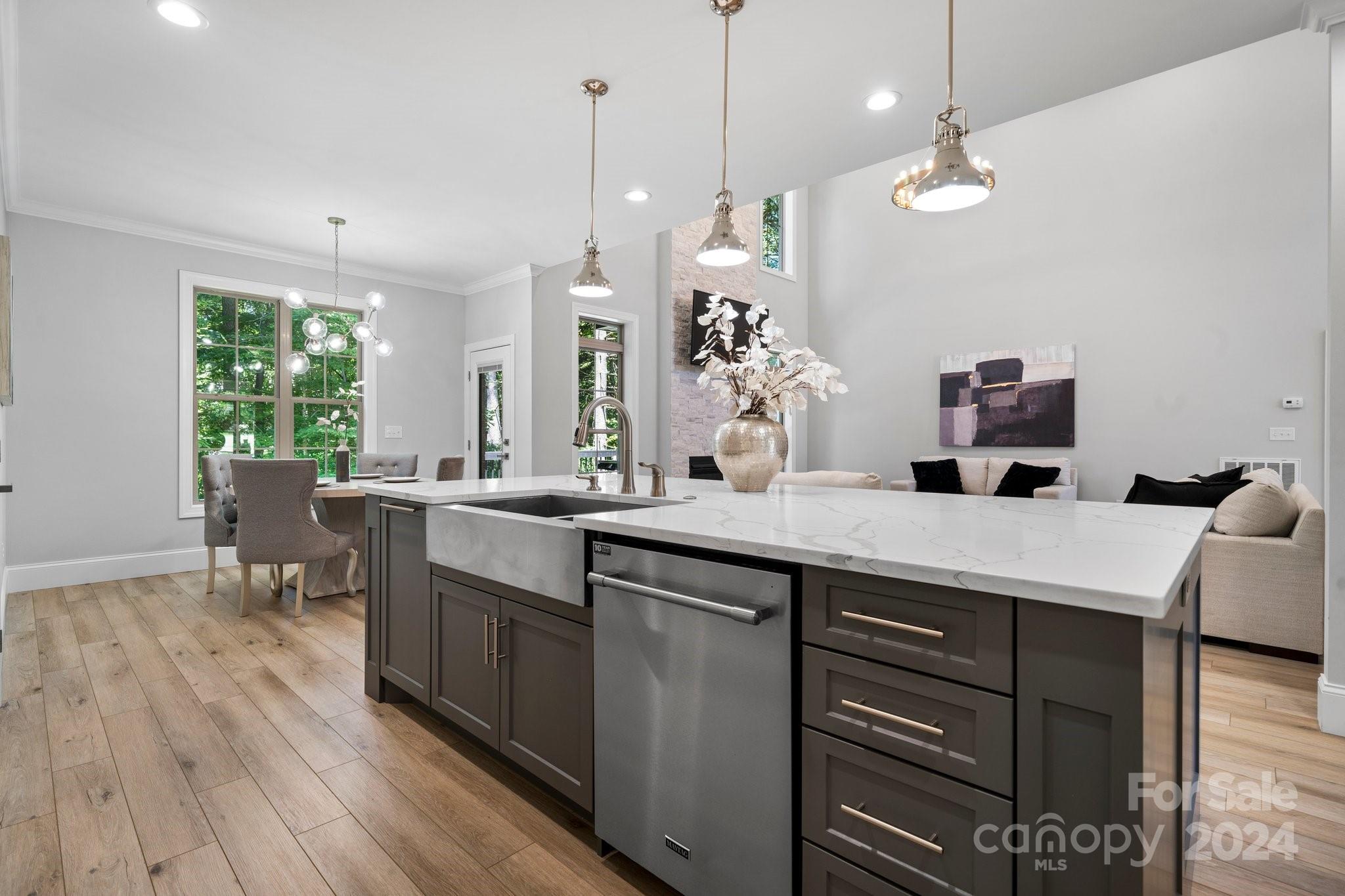 Moores Ferry - Residential