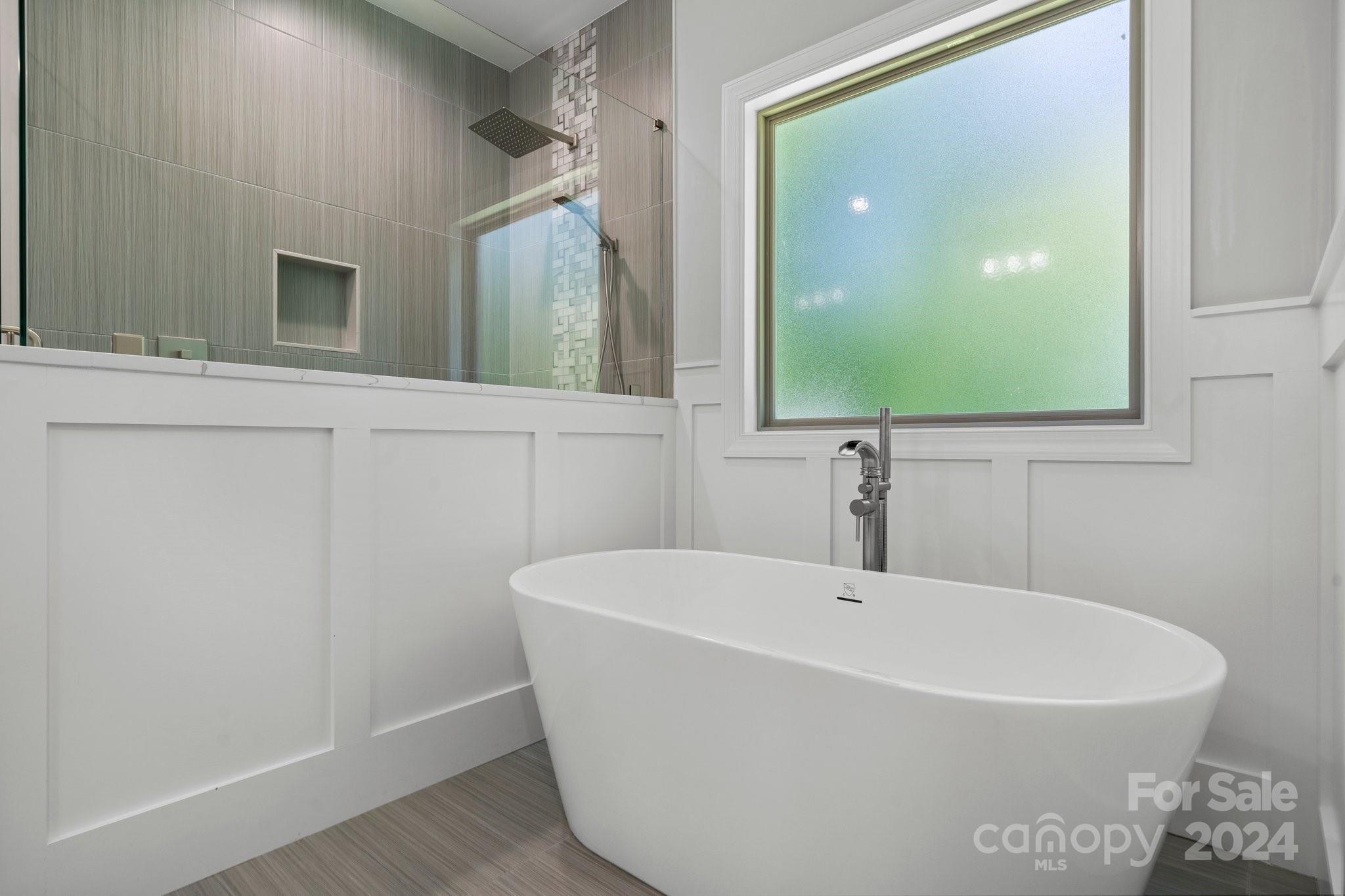 Moores Ferry - Residential