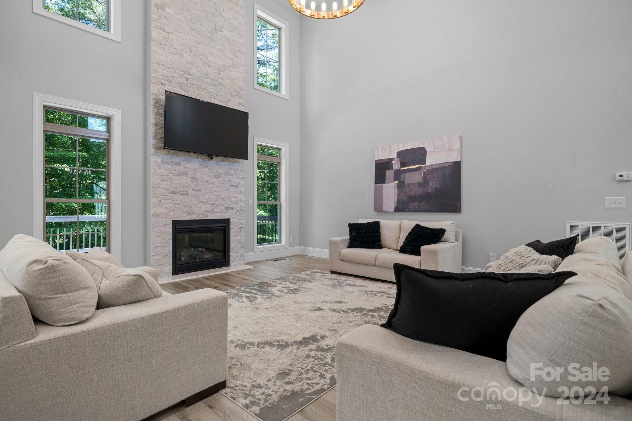 Moores Ferry - Residential