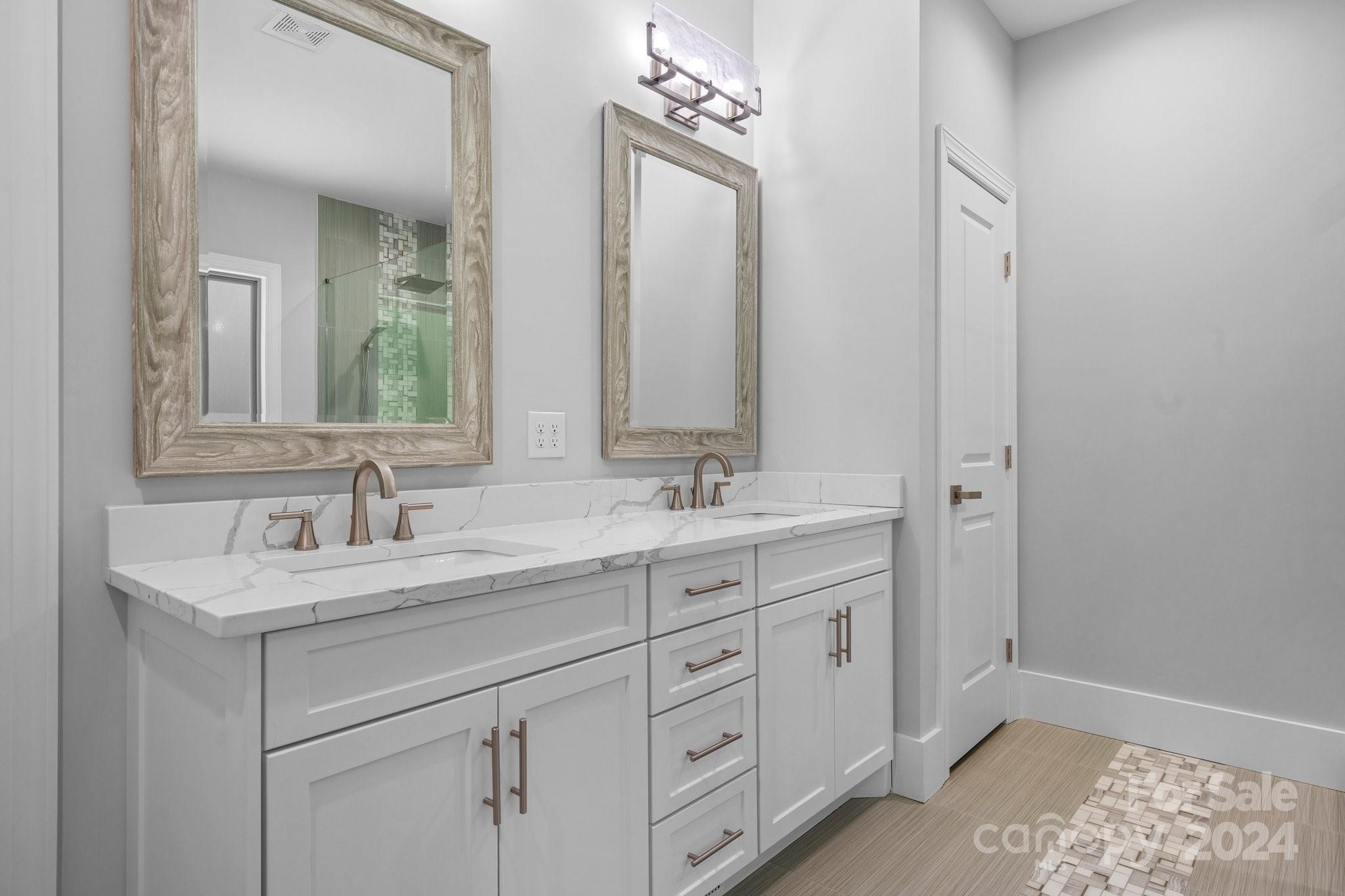 Moores Ferry - Residential