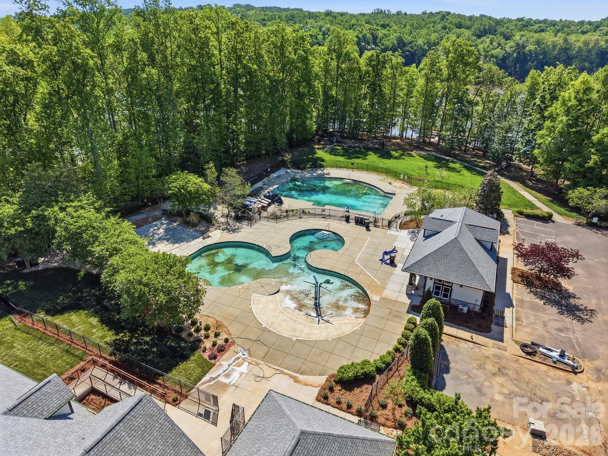 The Vineyards on Lake Wylie - Residential