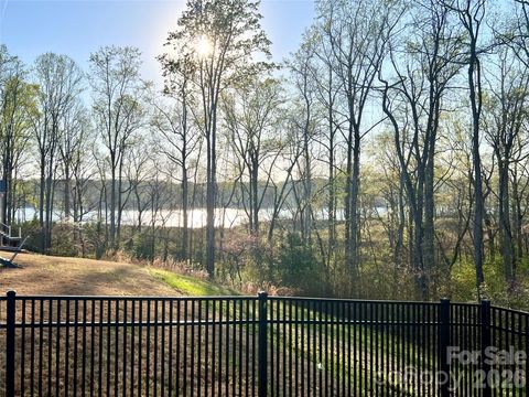 4514 Duplin Drive Charlotte NC 28214