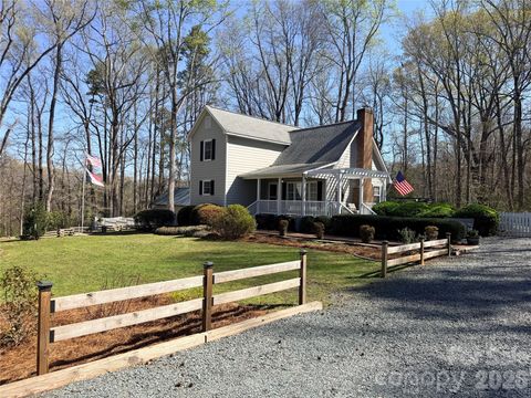 Photo of 8003 Pine Oak Road, Waxhaw, NC 28173 (MLS # 4359335)