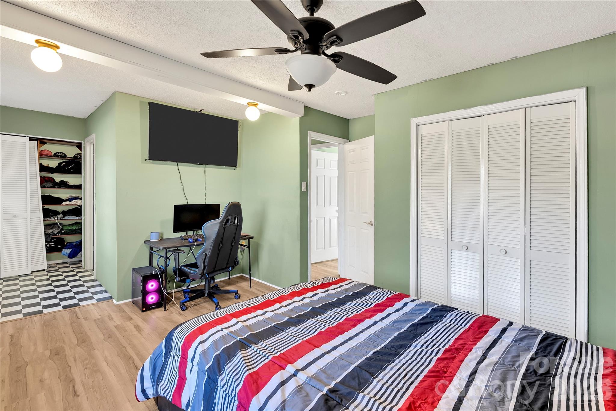 Russell Farms - Residential