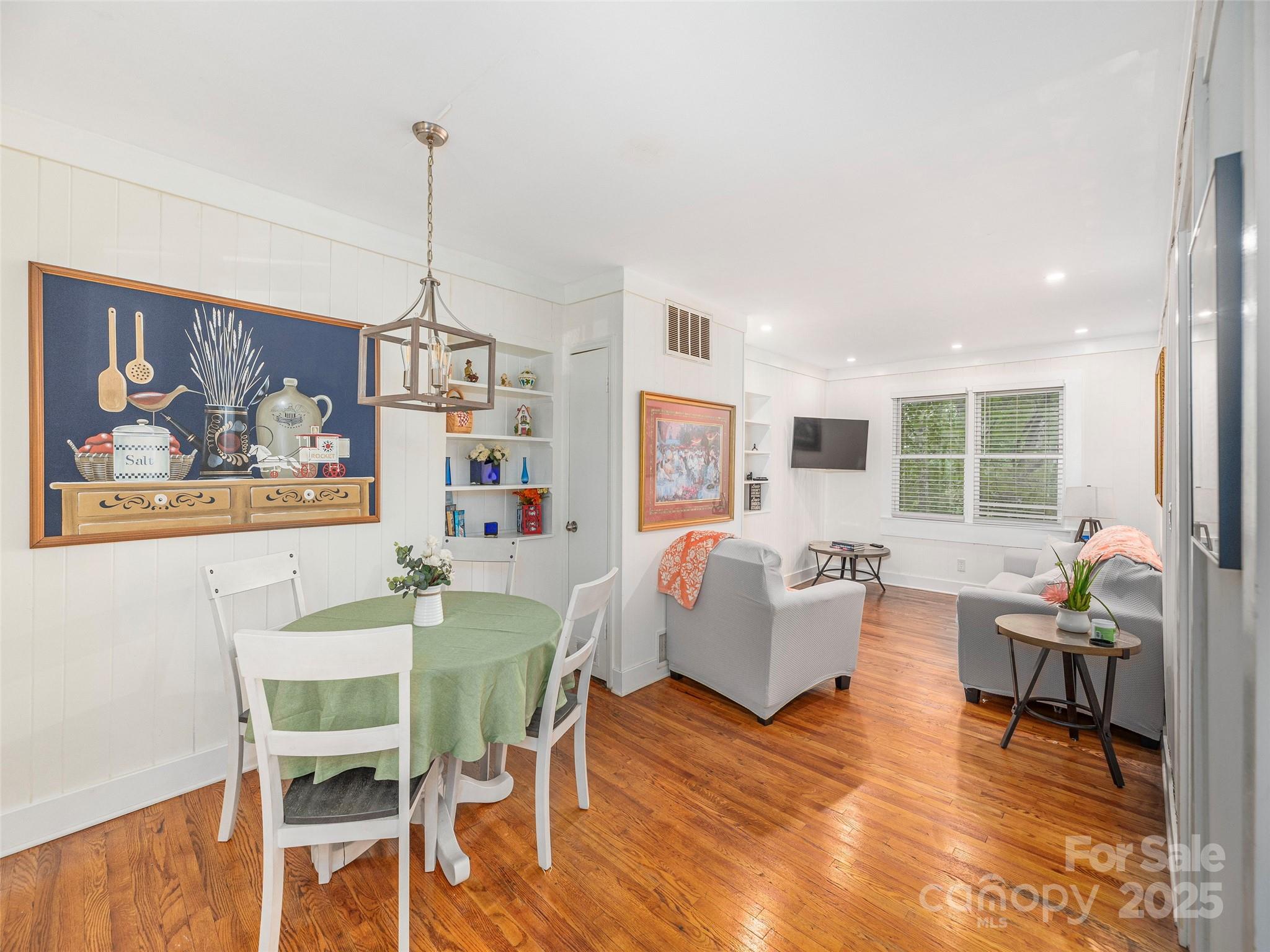 1150 W Blue Ridge Road 103