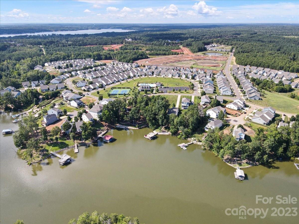 Edgewater - Residential