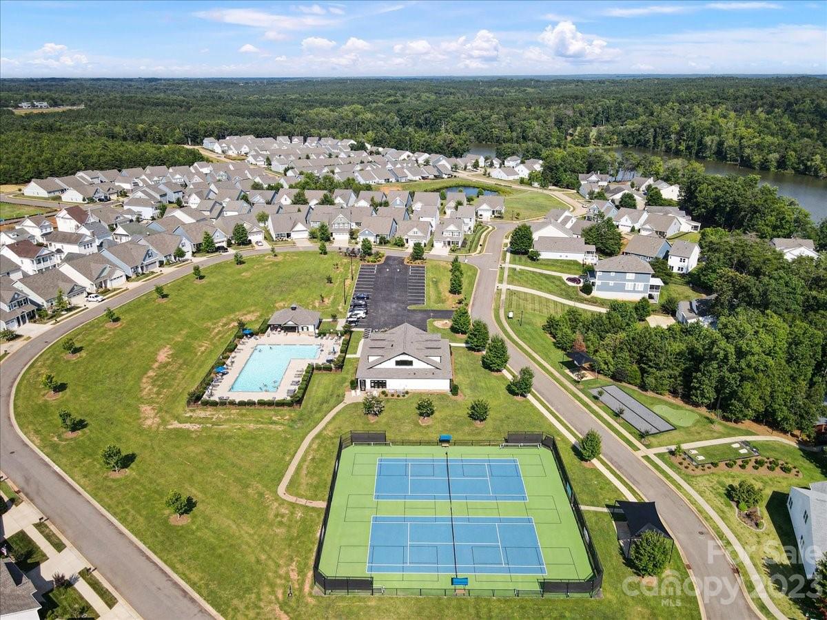 Edgewater - Residential