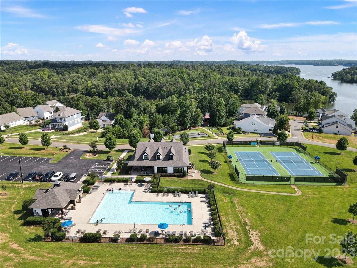 Edgewater - Residential