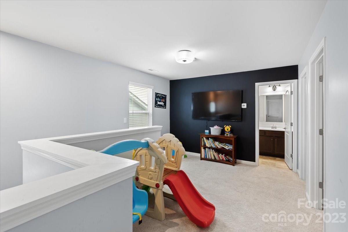 Edgewater - Residential