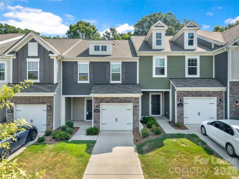 Photo of 260 Abington Street, Matthews, NC 28104 (MLS # 4387562)