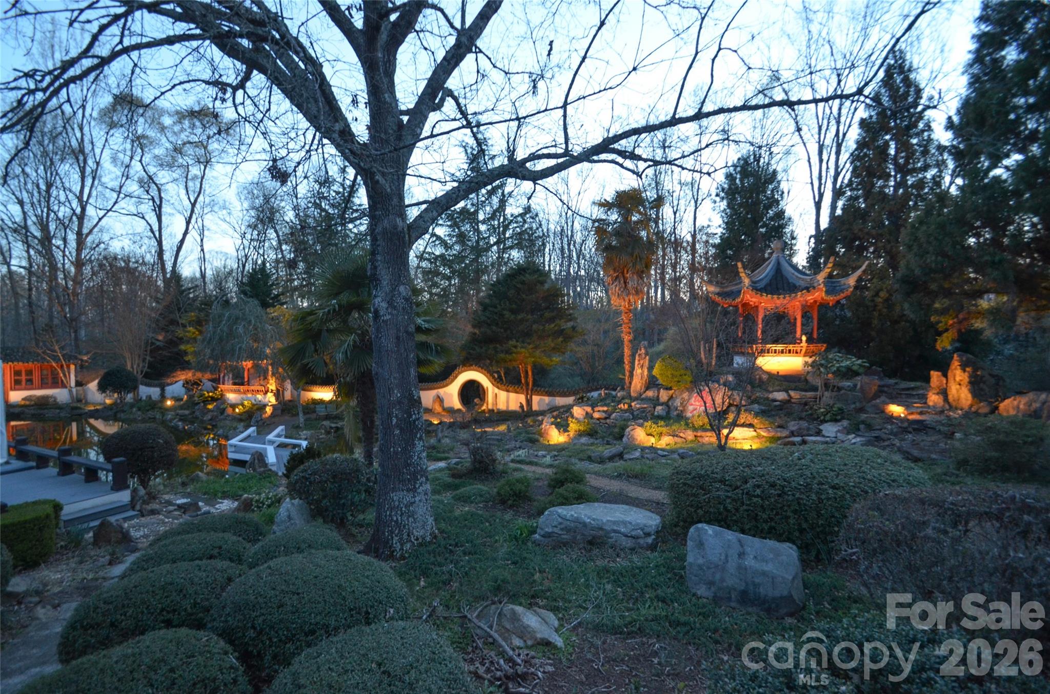 380 Montagu Drive