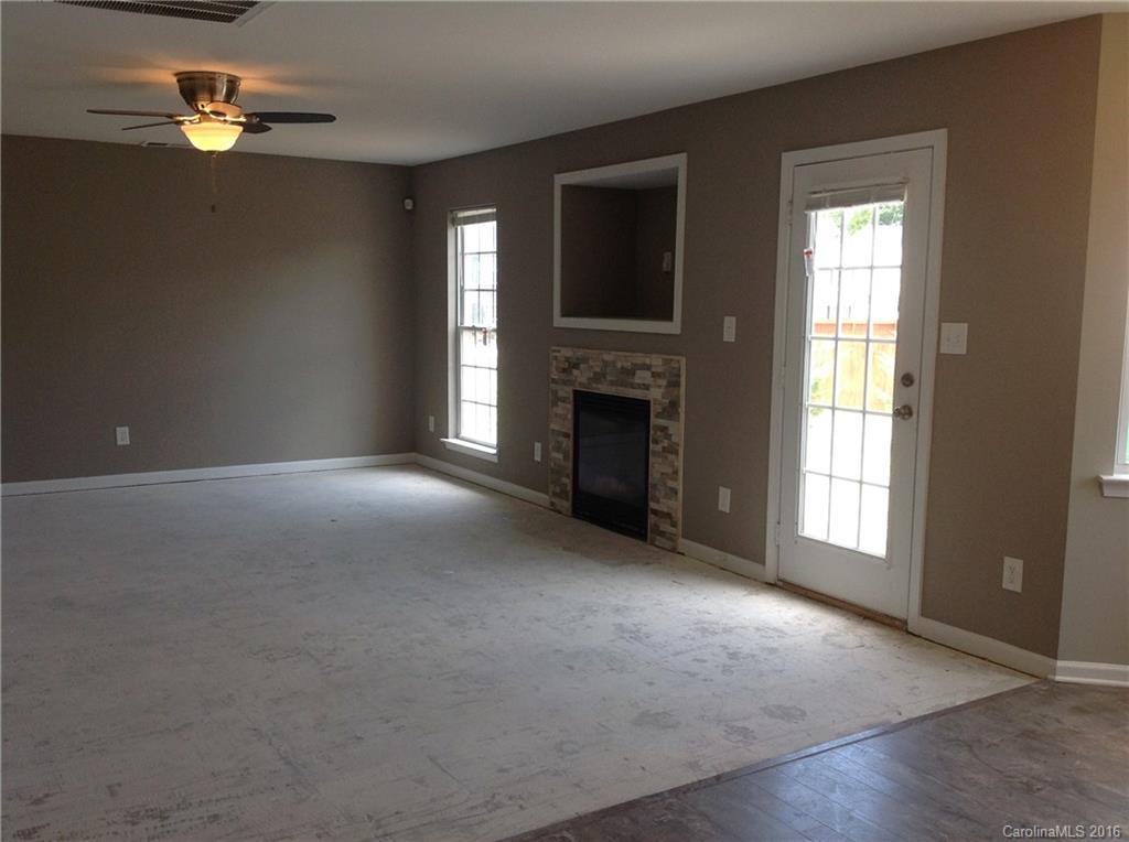 Steele Creek - Residential