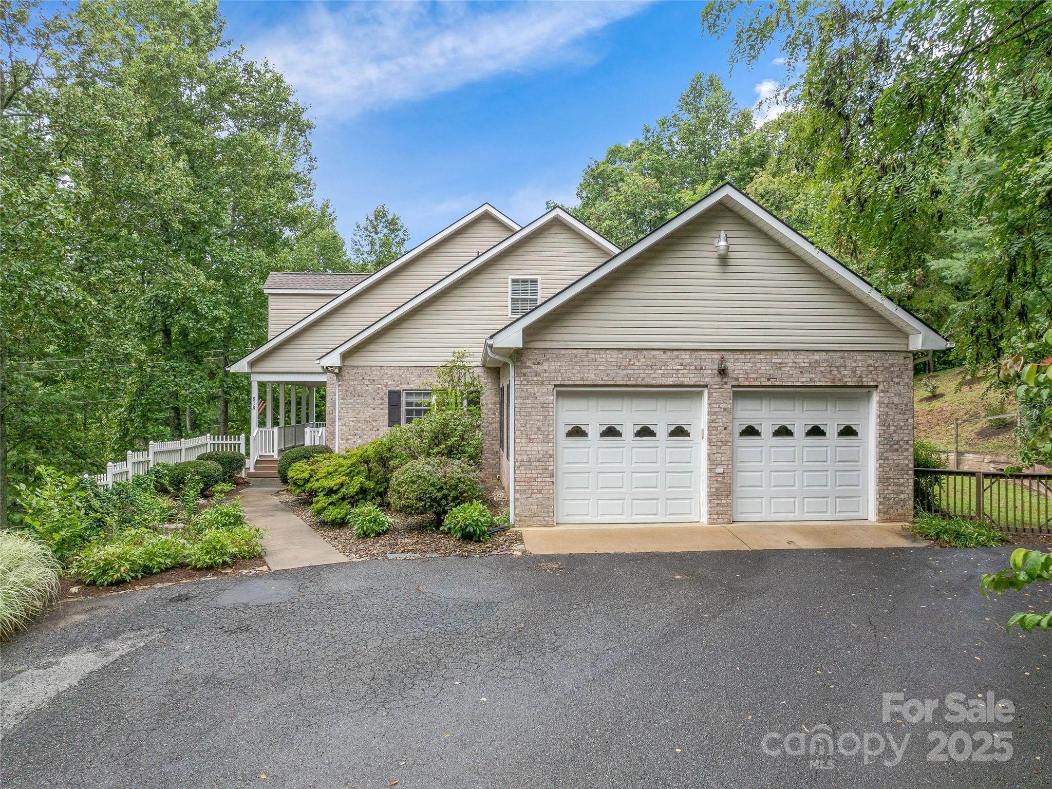 808 Old Fort Road