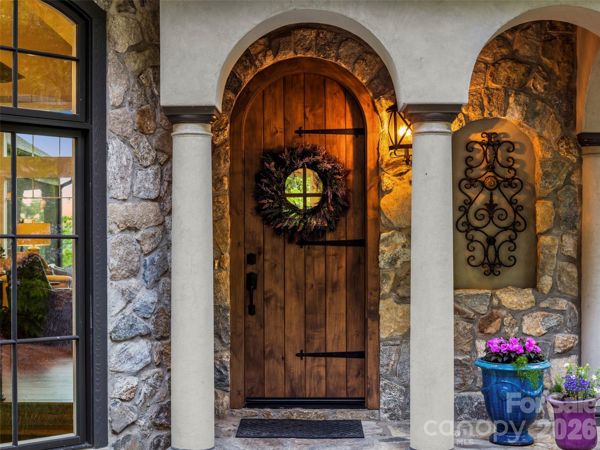 1105 Timberbluff Way