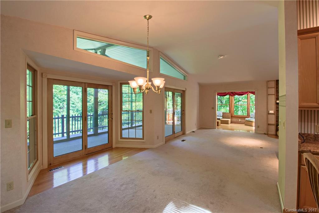 Haywood Knolls - Residential