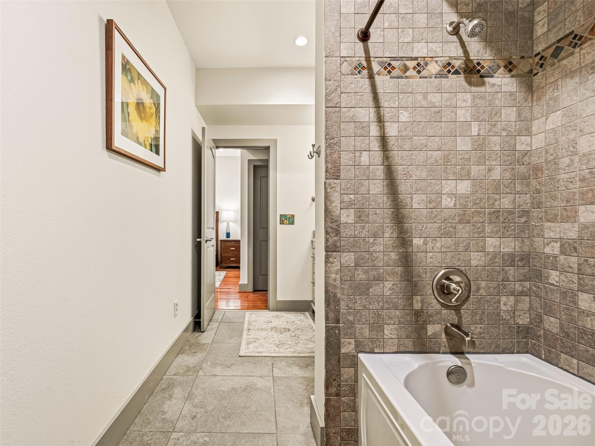 Cirrus Condominiums - Residential