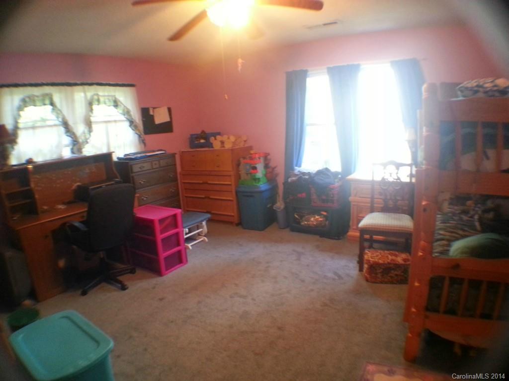 Windsor Chase - Residential