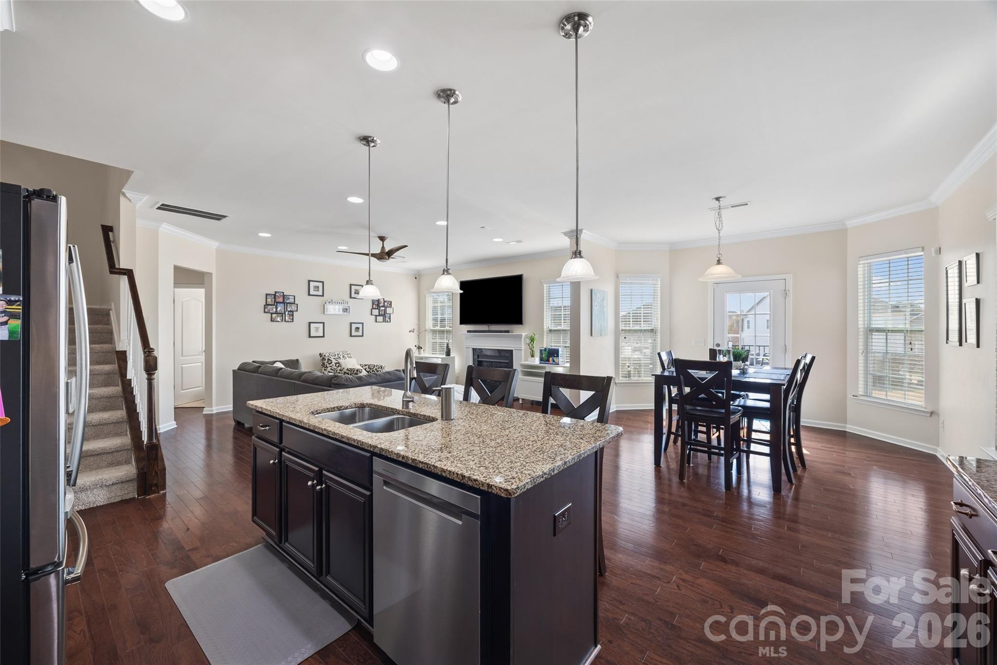 Hawks Creek - Residential