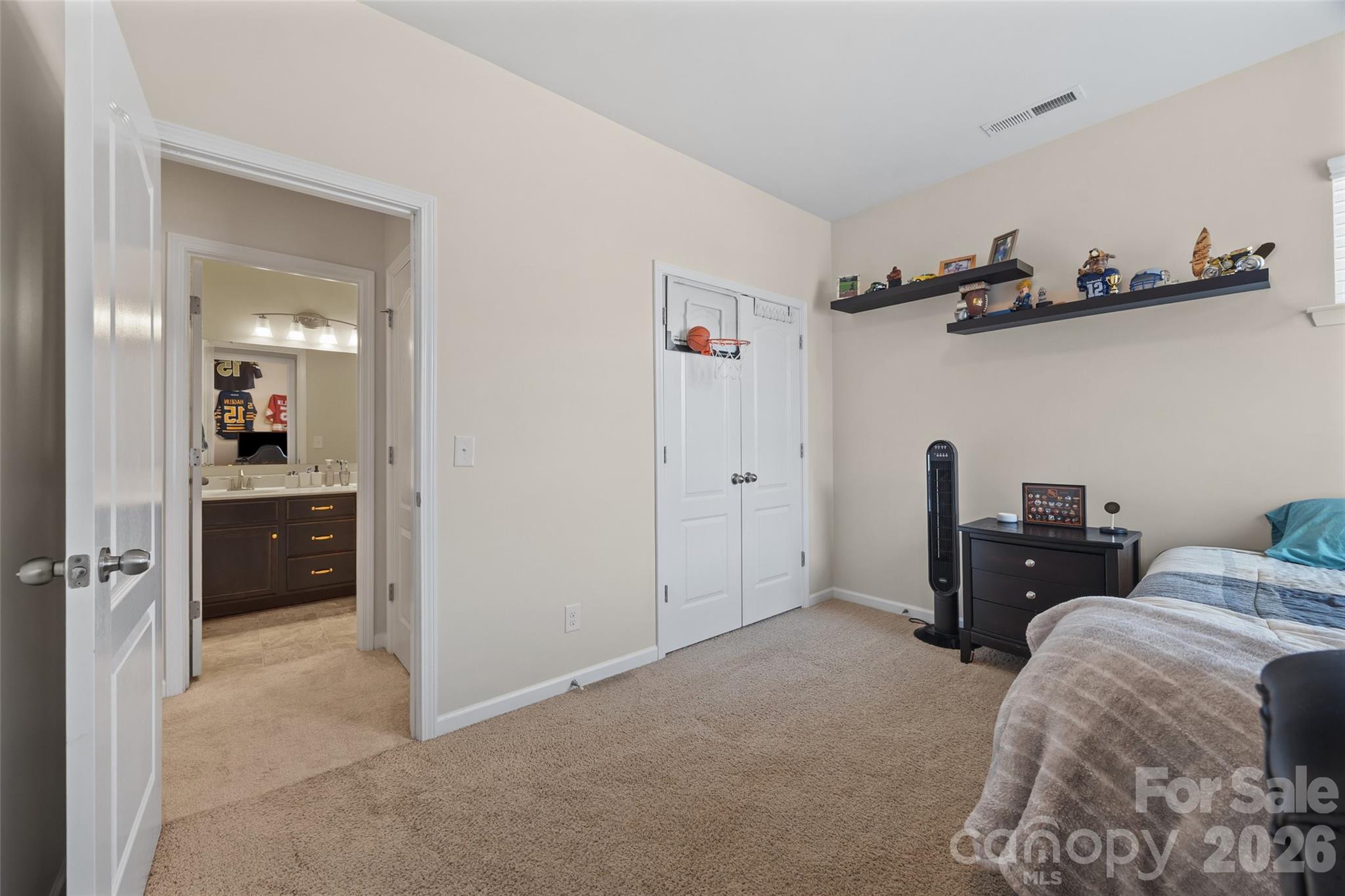 Hawks Creek - Residential