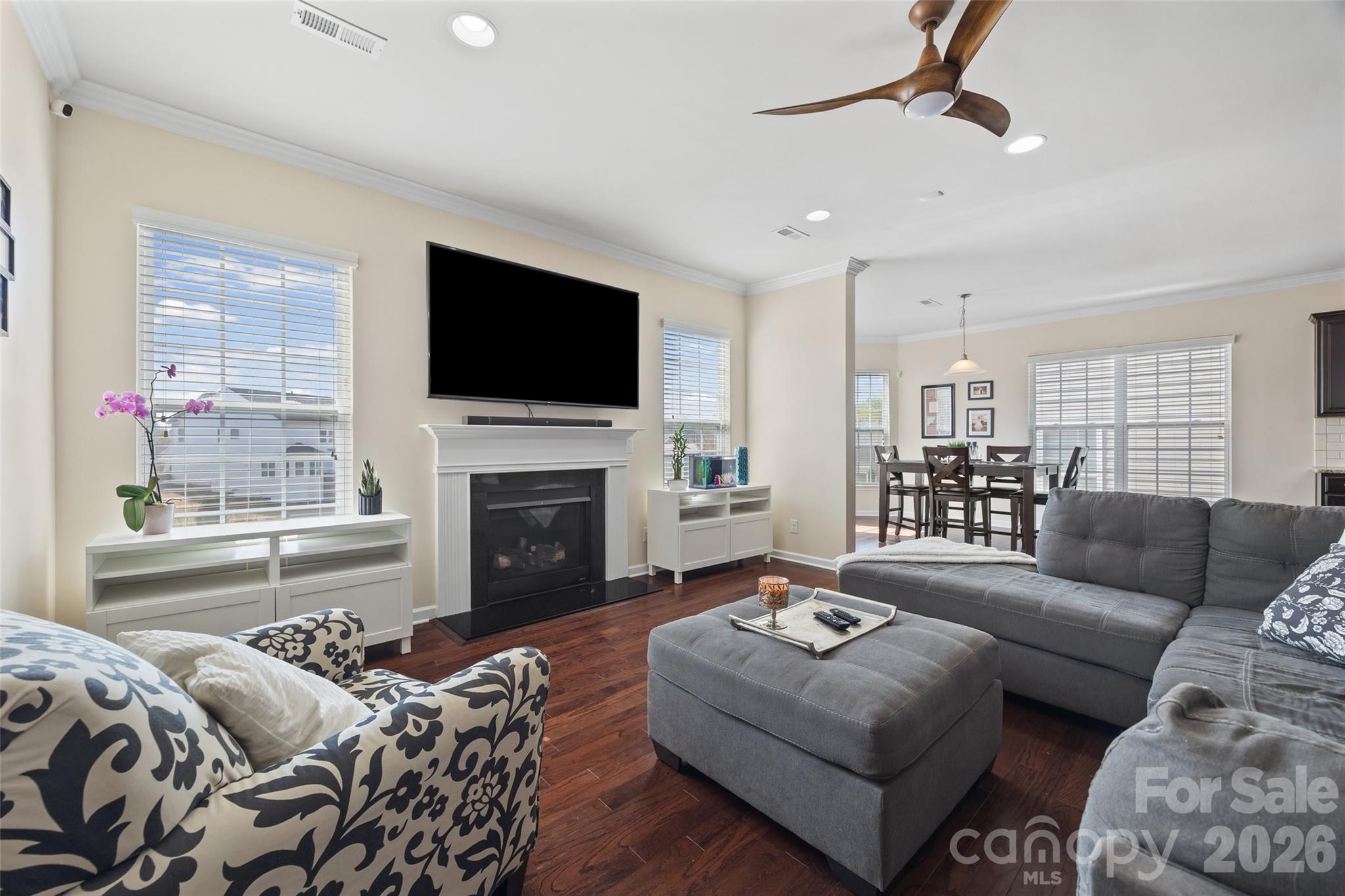 Hawks Creek - Residential