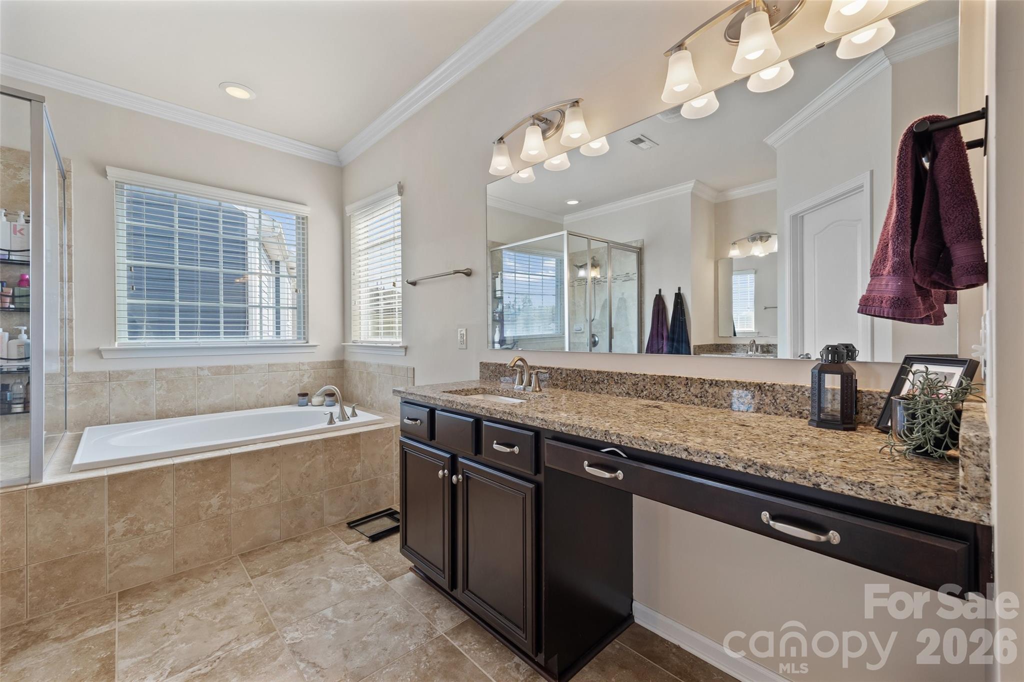 Hawks Creek - Residential