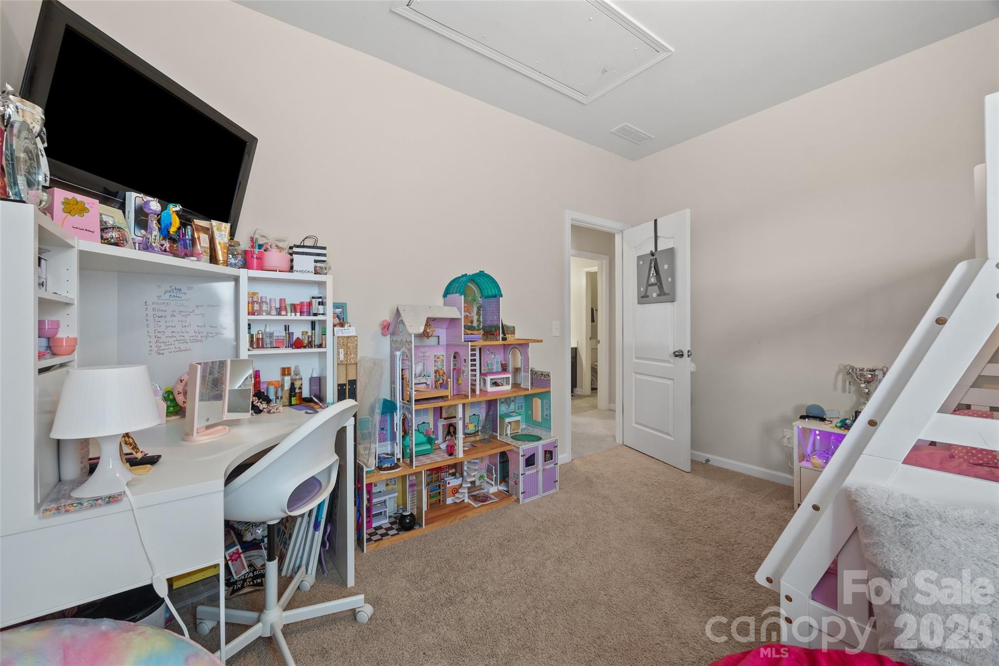 Hawks Creek - Residential