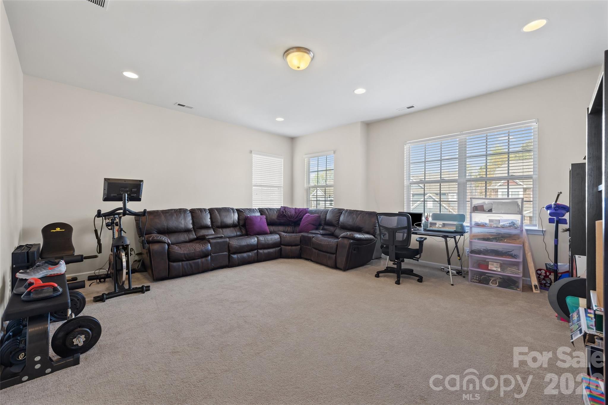 Hawks Creek - Residential