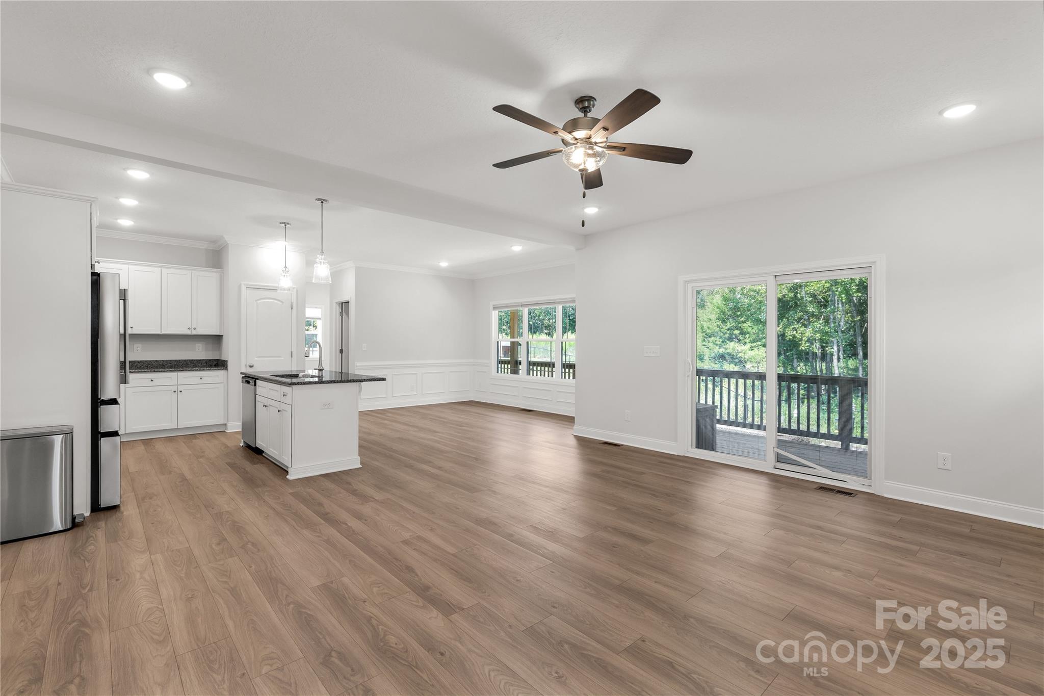 Sanders Landing - Residential