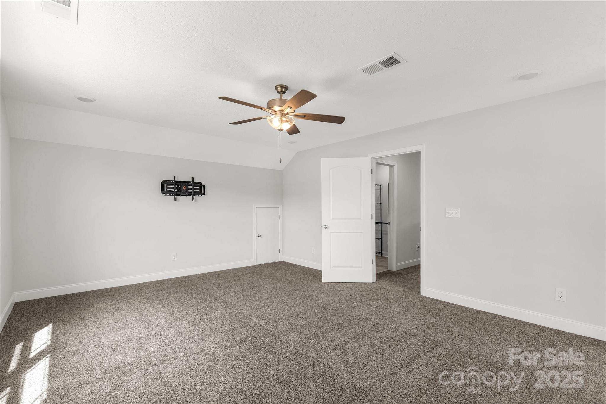 Sanders Landing - Residential